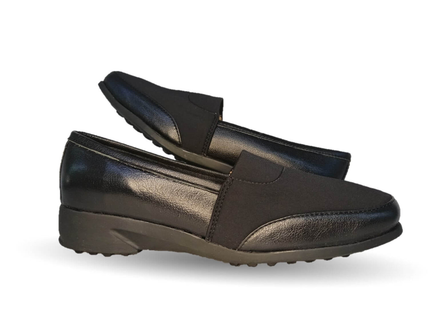 Zapato de Confort y Casual de piel de ternera con Shock Point Capricho 1516 Negro para mujer