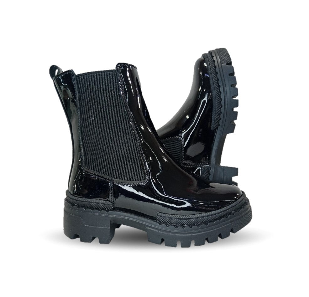 Bota Casual y Escolar con elásticos Chabelo 880 Charol Negro para niña