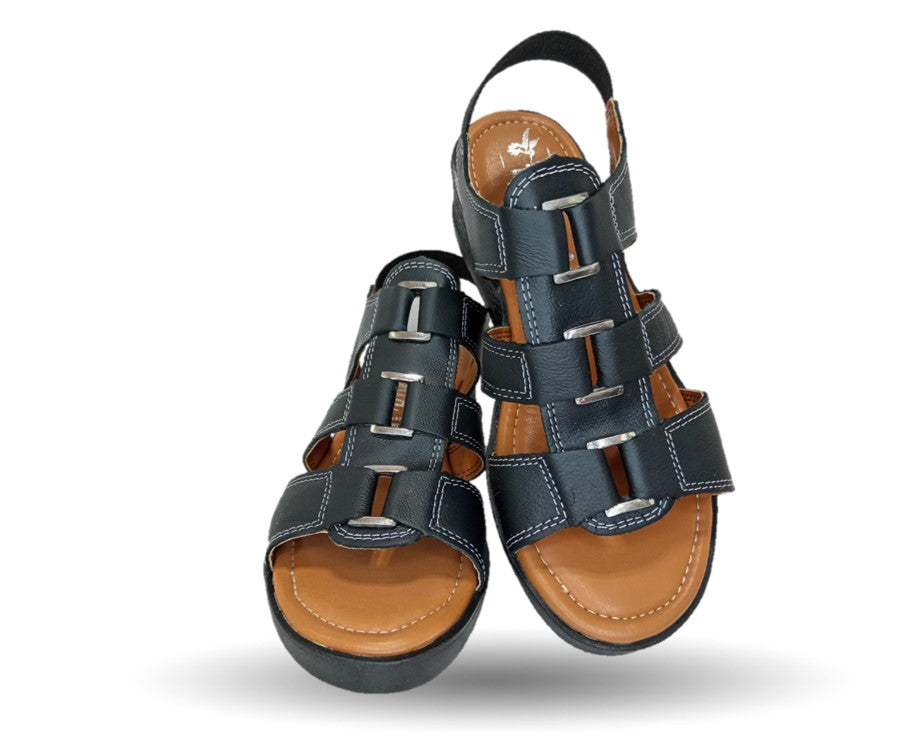 Sandalia Casual de piel con cuña baja Hannia 110 Negro para mujer