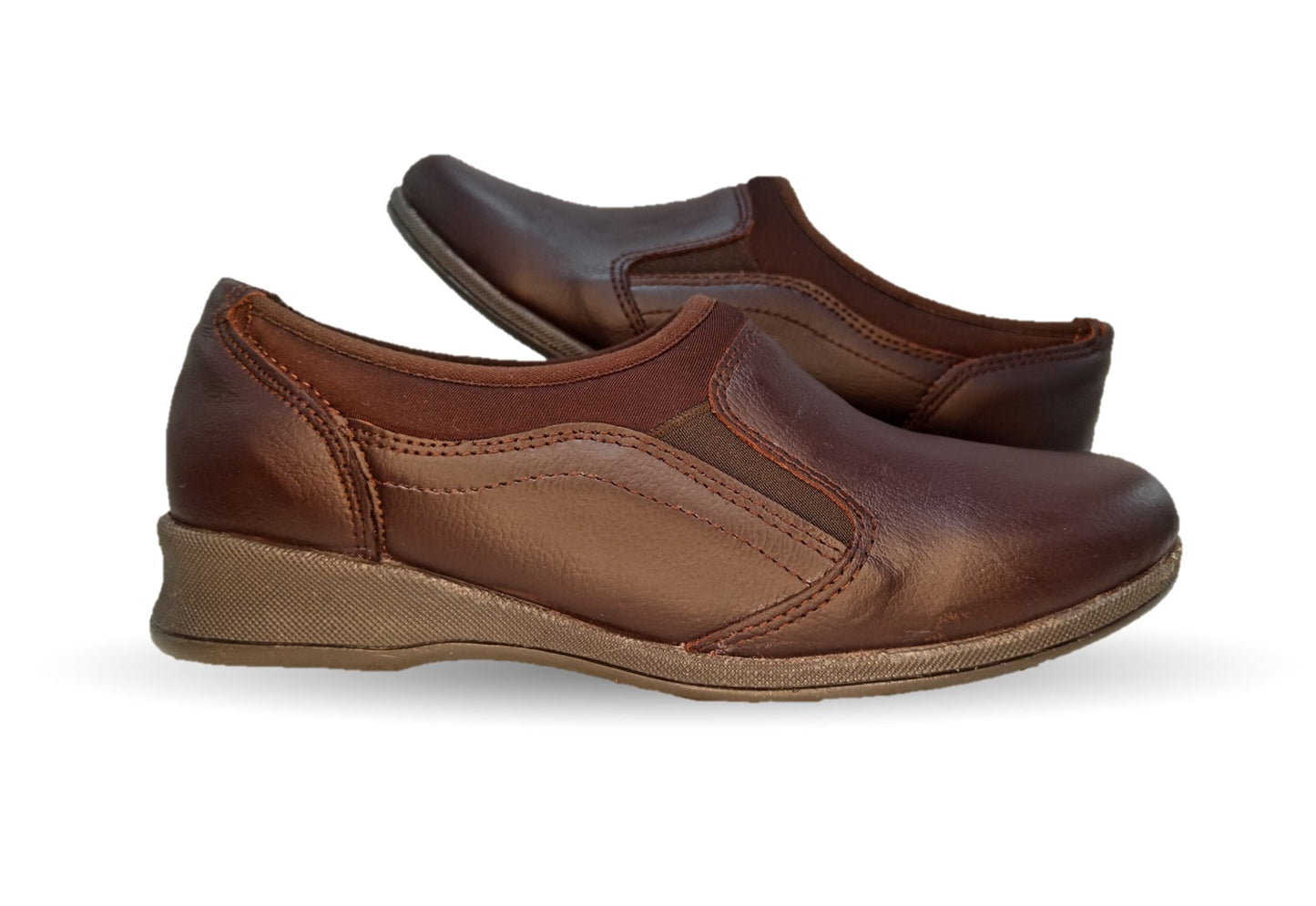 Zapato de Confort y Casual de piel Hannia 424 Café para mujer