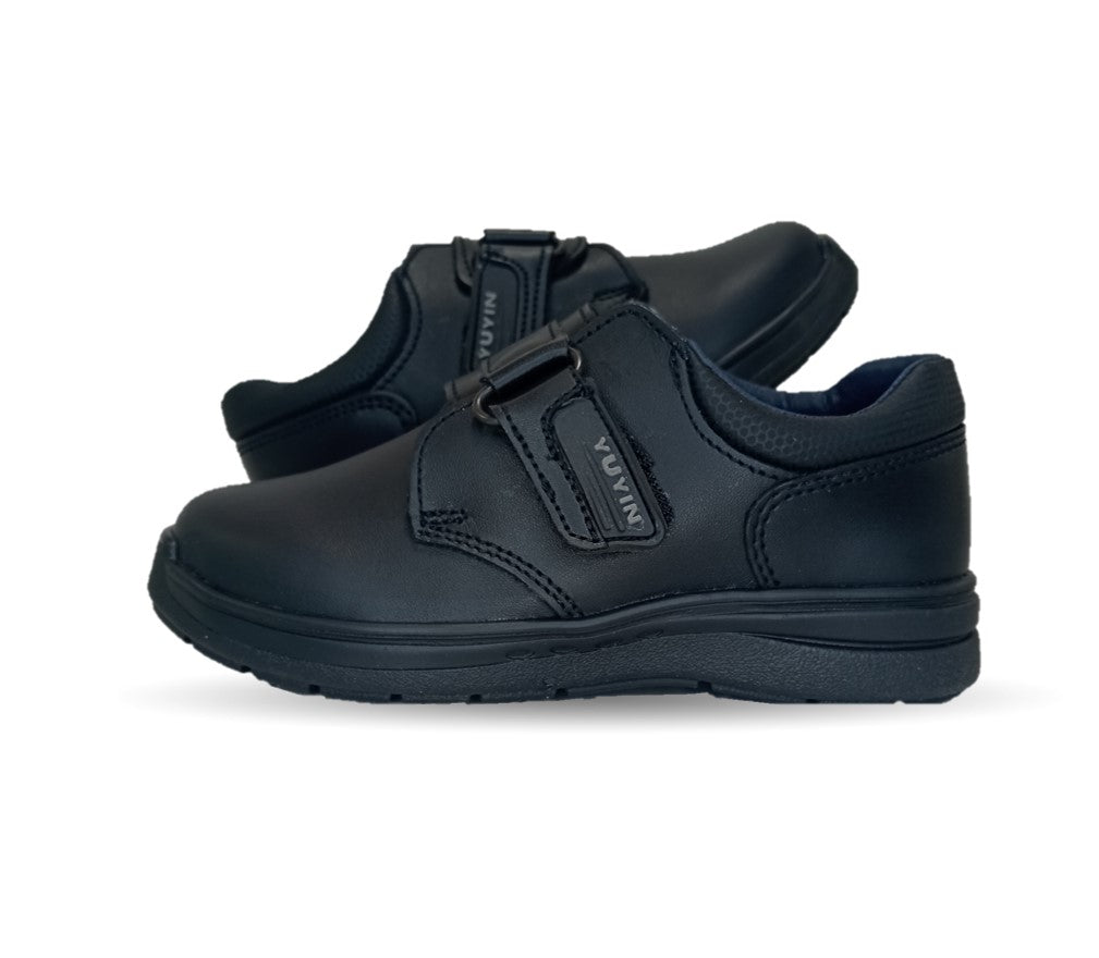 Zapato escolar y casual de piel con contactel Yuyin 24313 Negro para niño