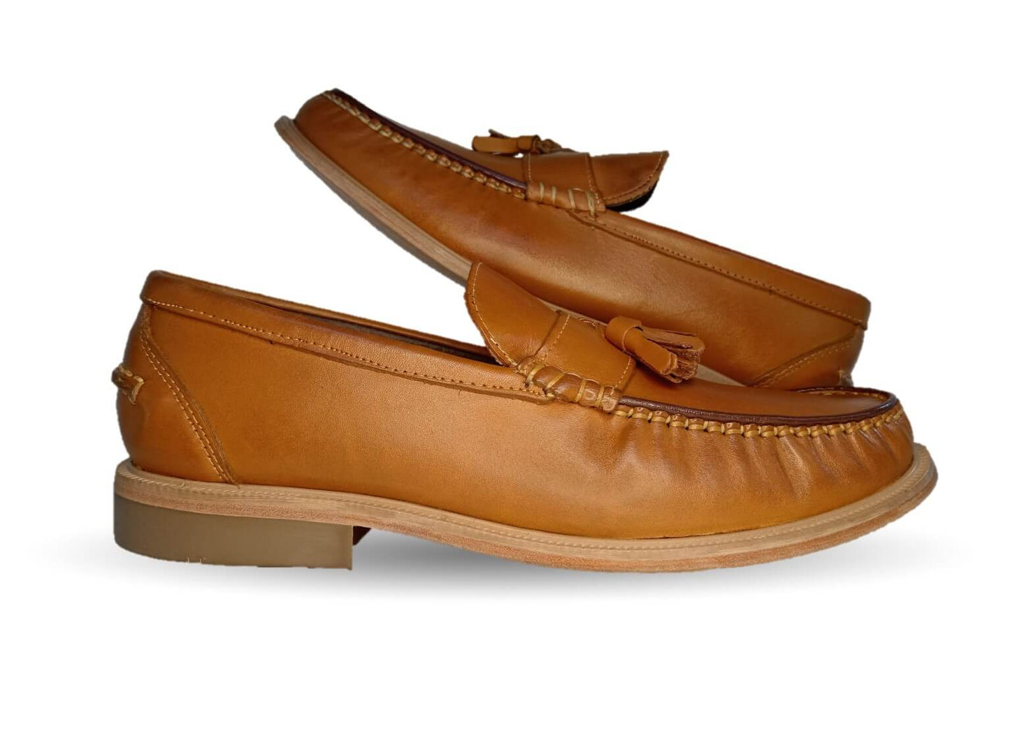 Zapato Casual y de Vestir tipo Mocasín Driver Penny Loafers de piel con suela de cuero Camo 1202 Miel para hombre