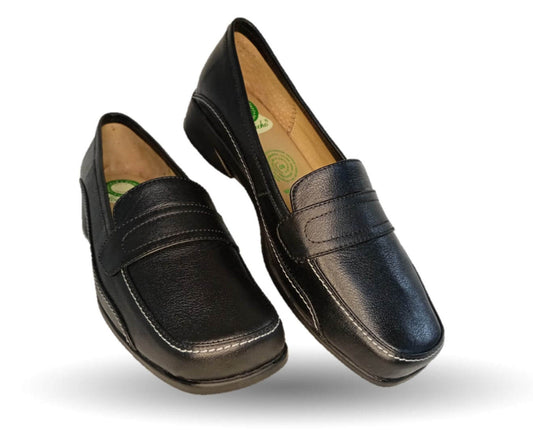 Zapato de Confort y Casual de piel de ternera con Shock Point Capricho 173 Negro para mujer