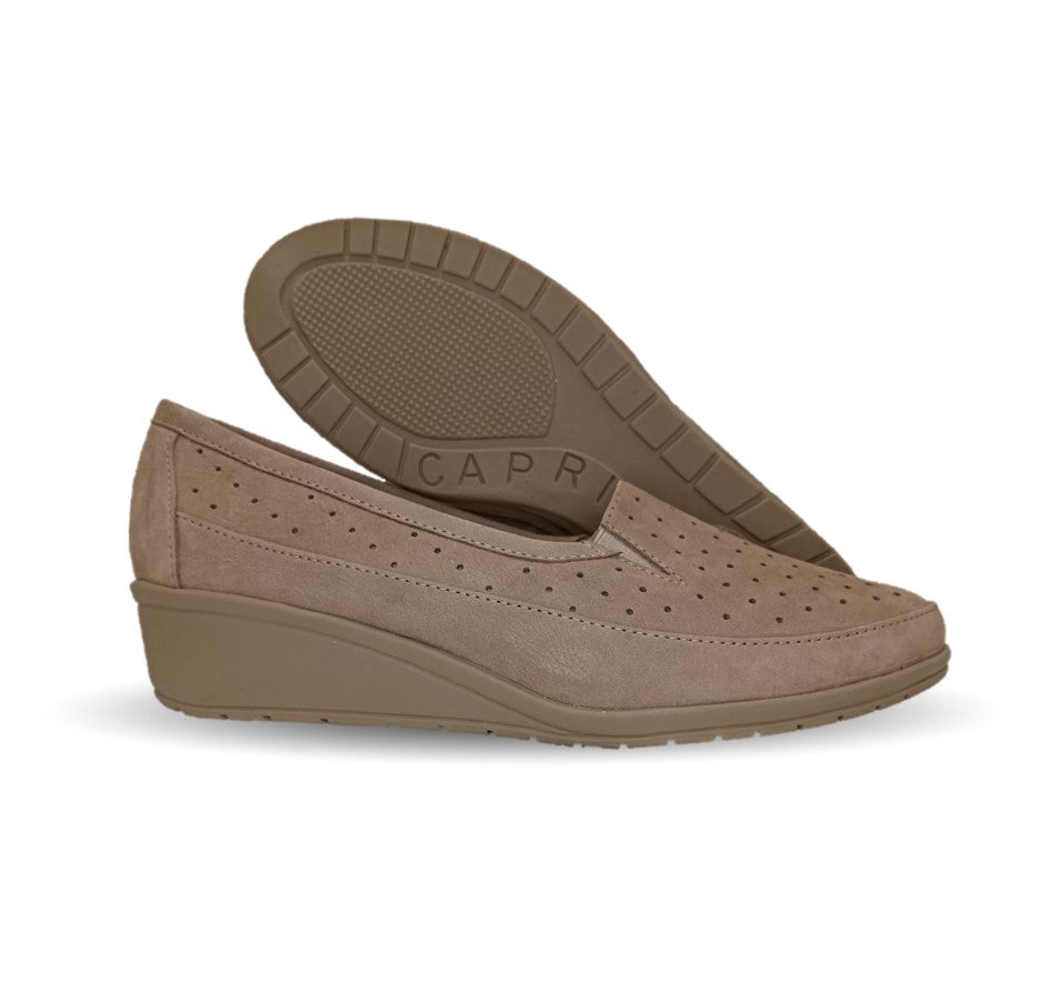 Zapato de Confort y Casual de piel de ternera con Shock Point Capricho 6041 Nobuck Nuez para mujer