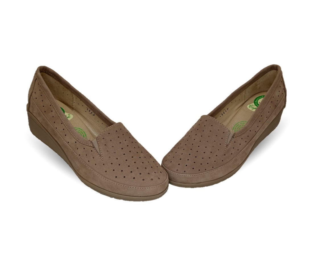 Zapato de Confort y Casual de piel de ternera con Shock Point Capricho 6041 Nobuck Nuez para mujer