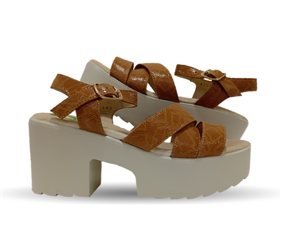 Sandalia de Confort de piel de ternera con Shock Point Capricho 82001 Serpiente Camel para mujer