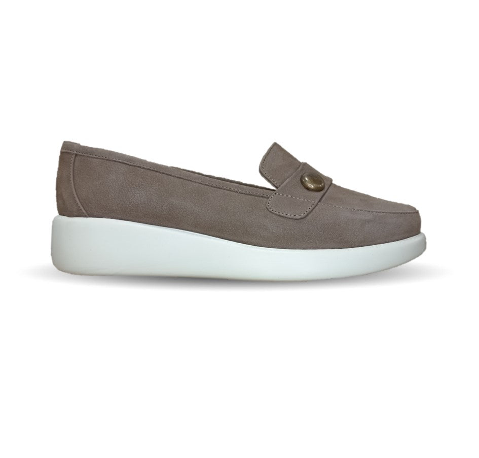 Zapato de Confort y Casual tipo mocasín de piel de ternera con Shock Point Capricho 86010 Nuez para mujer