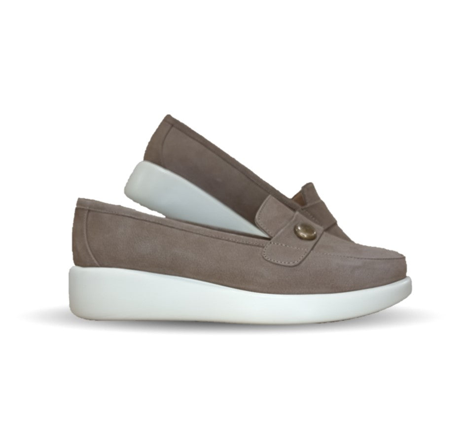 Zapato de Confort y Casual tipo mocasín de piel de ternera con Shock Point Capricho 86010 Nuez para mujer