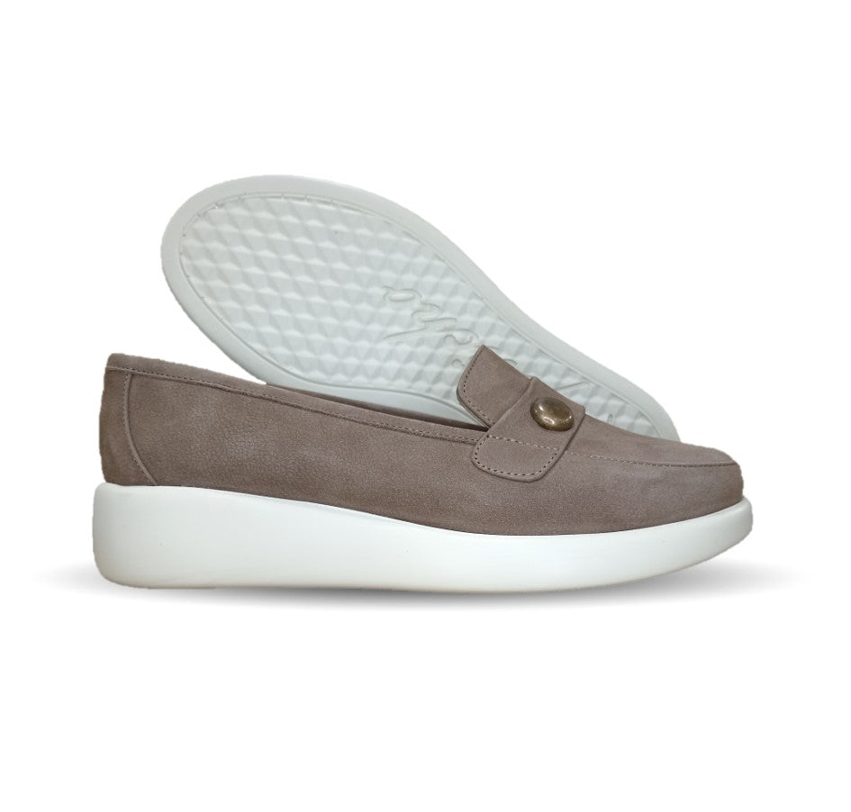 Zapato de Confort y Casual tipo mocasín de piel de ternera con Shock Point Capricho 86010 Nuez para mujer