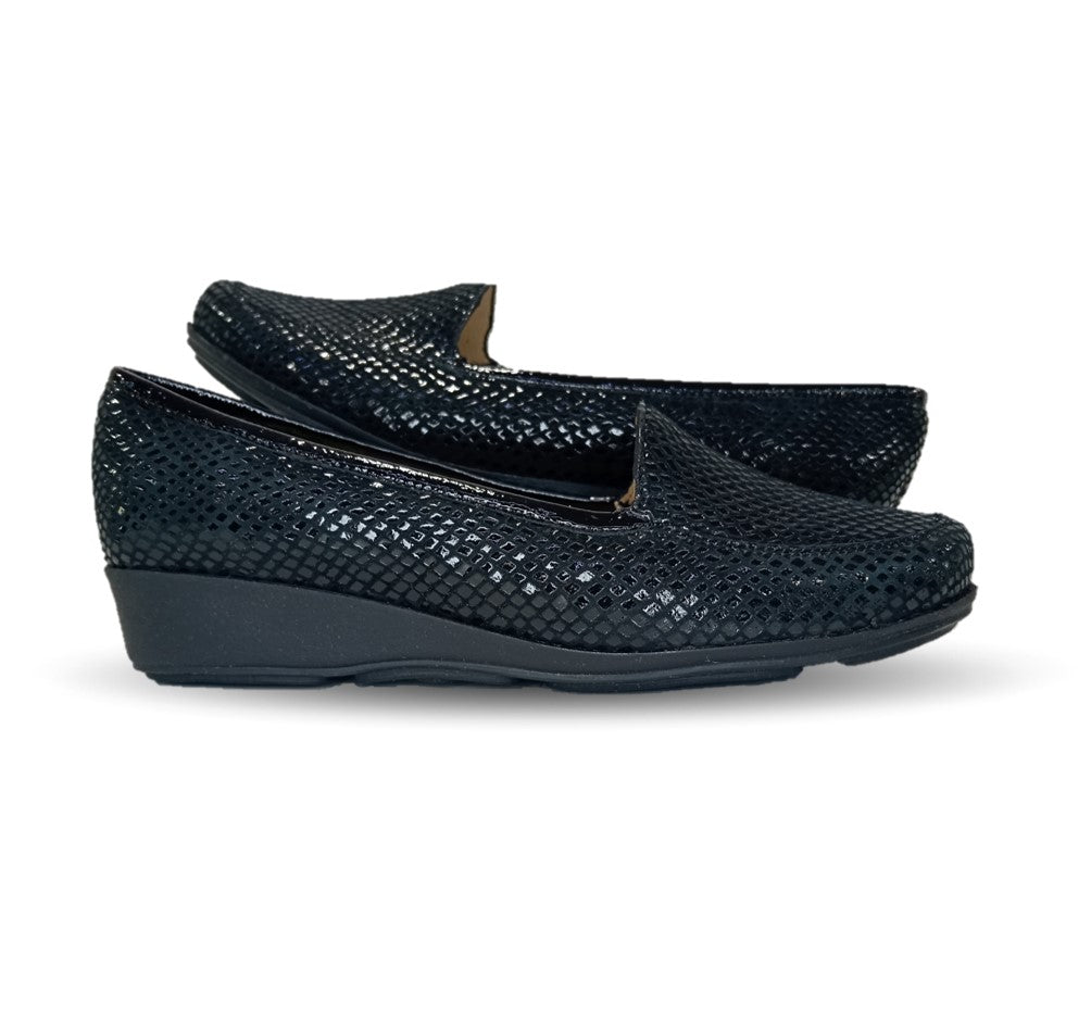 Zapato de Confort y Casual de piel de ternera con Shock Point Capricho 92 Negro para mujer