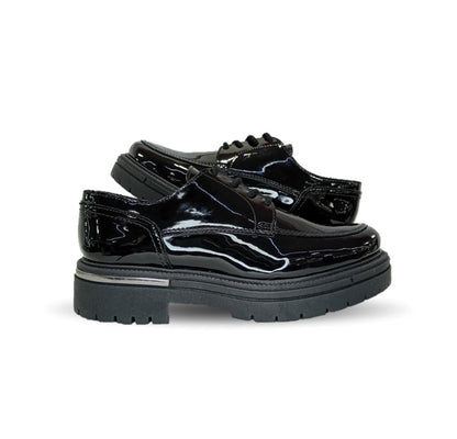 Zapato Casual y Escolar con agujetas Chabelo 745 Charol Negro para niña