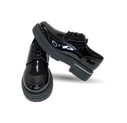 Zapato Casual y Escolar con agujetas Chabelo 745 Charol Negro para niña