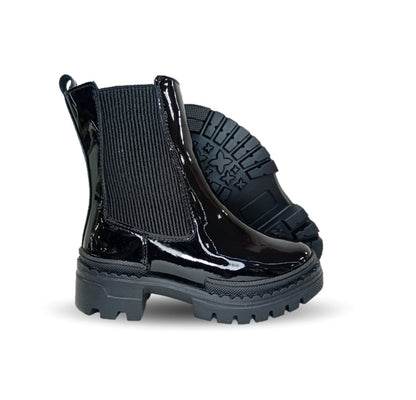 Bota Casual y Escolar con elásticos Chabelo 880 Charol Negro para niña