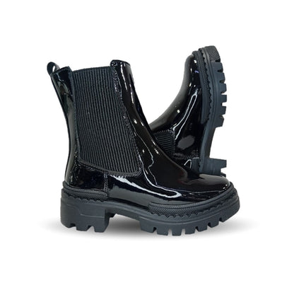 Bota Casual y Escolar con elásticos Chabelo 880 Charol Negro para niña