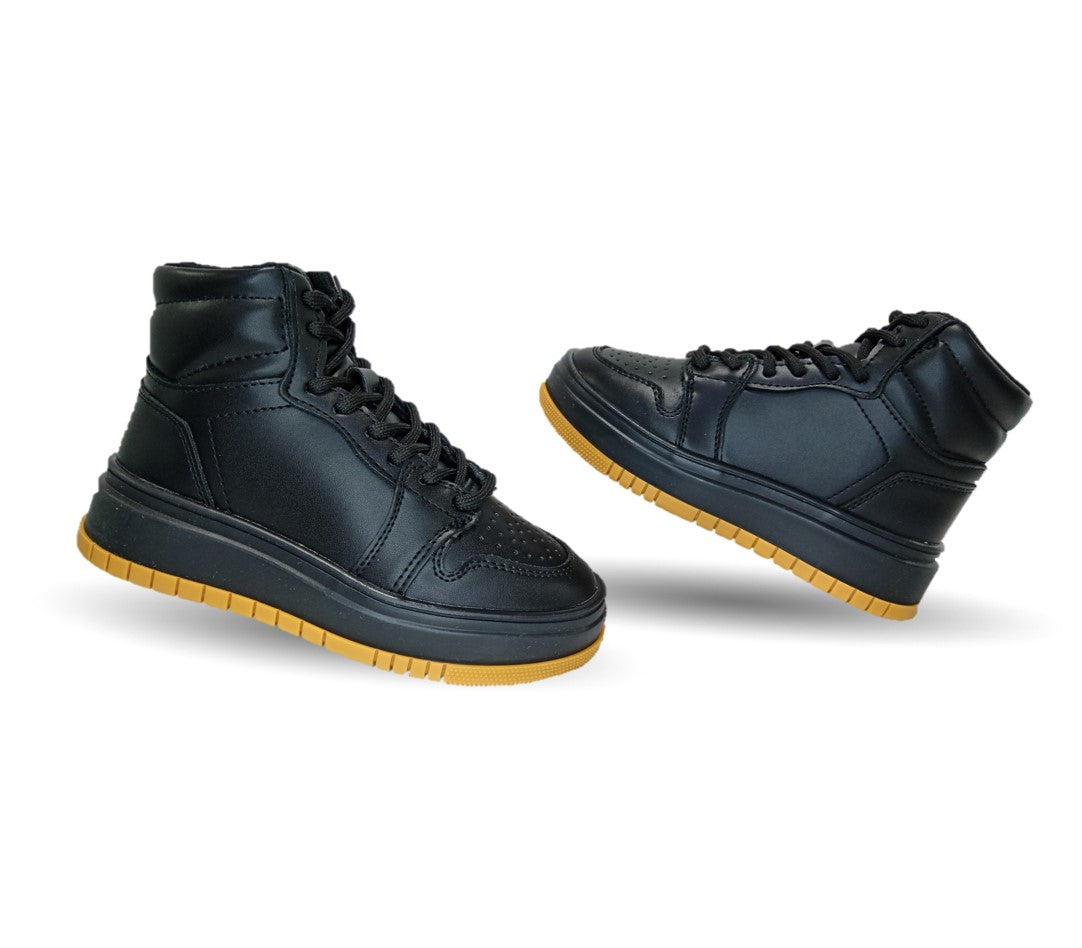 Tenis tipo Bota con agujetas Chabelo 890 Negro para niño