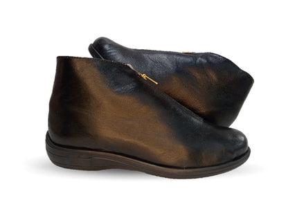 Pantufla de piel de cabra con forro de borrega y cierre frontal Cielo 25 Negro para mujer