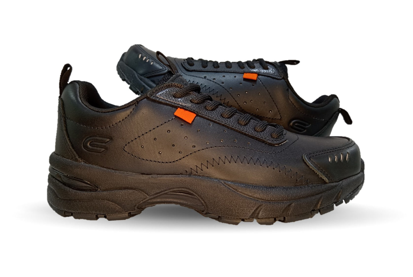 Tenis Outdoor de piel con tecnología Infinity Sole Court 7153 Negro para hombre