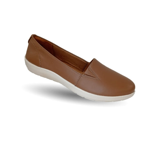 Zapato de Confort y Casual Slip On de piel con sistema Walking Soft Flexi 101905 Tan para mujer