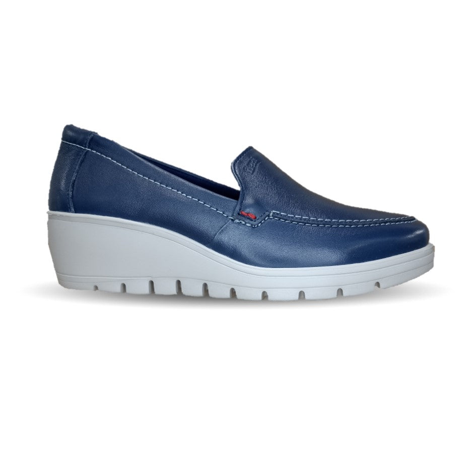 Zapato de Confort y Casual Loafer de piel con Plataforma con suela extra ligera Flexi 104806 Azul para mujer