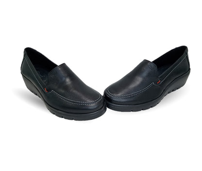 Zapato de Confort y Casual Loafer de piel con Plataforma con suela extra ligera Flexi 104806 Negro para mujer