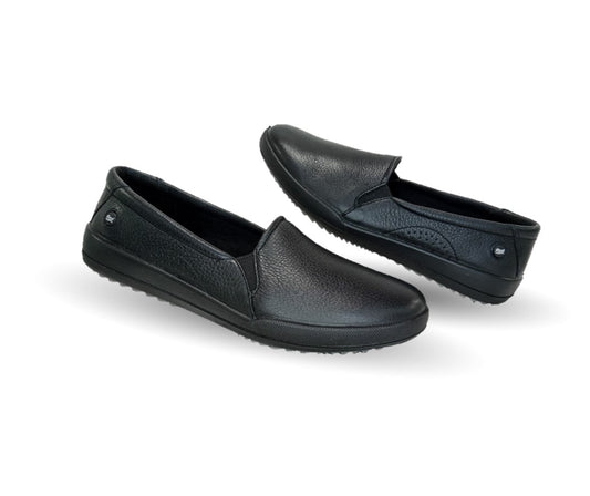 Zapato de Confort y Casual Slip On de piel con sistema de mejor agarre Flexi 106302 Negro para mujer