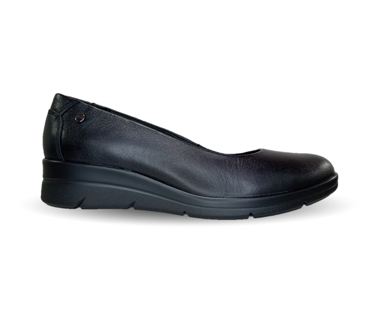 Zapato Casual y de Confort tipo balerina de piel con cuña baja Flexi 130401 Negro para mujer