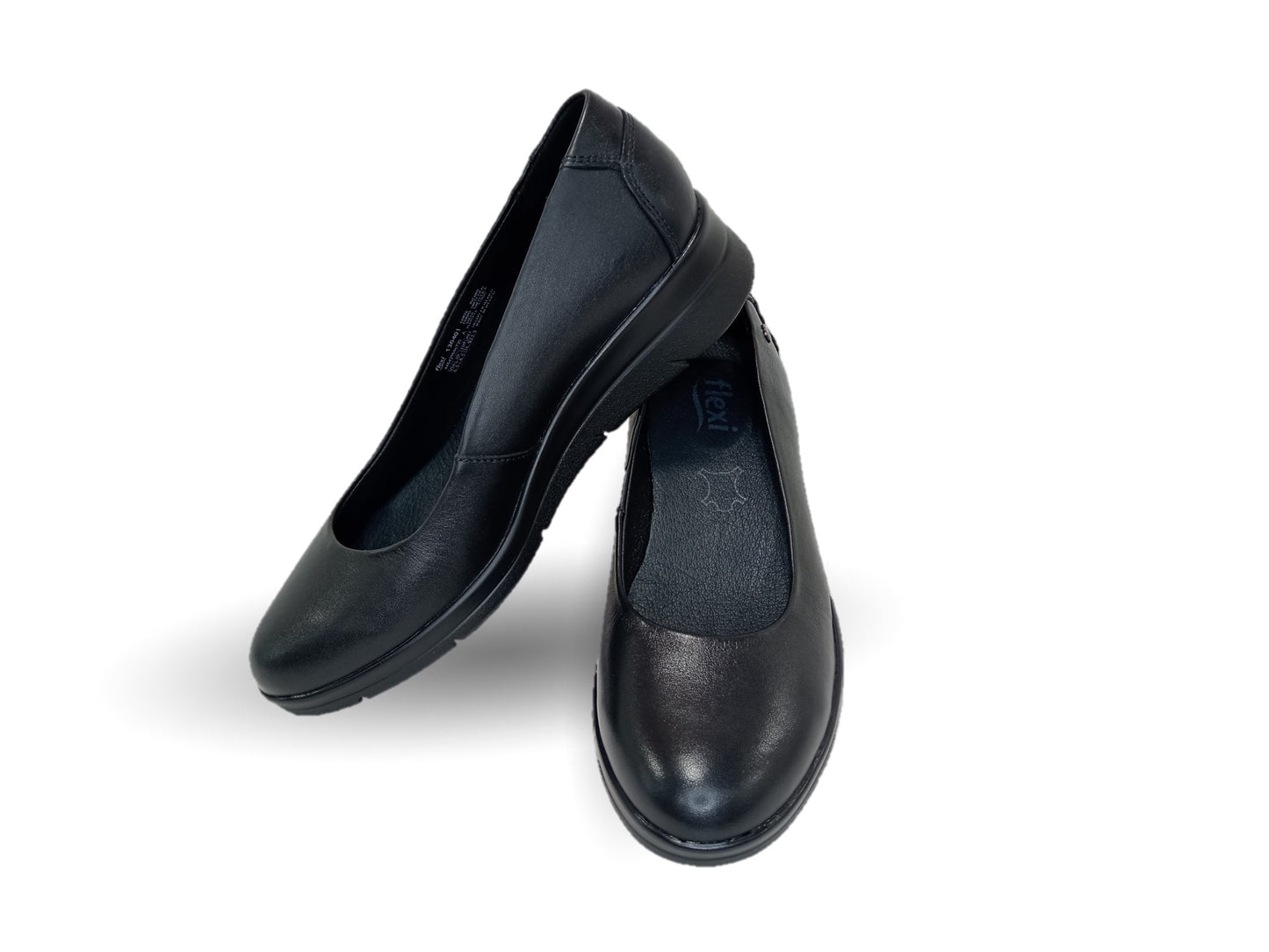 Zapato Casual y de Confort tipo balerina de piel con cuña baja Flexi 130401 Negro para mujer
