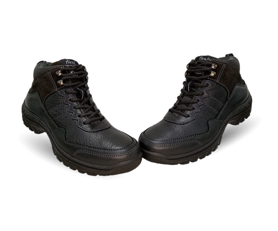 Botín Outdoor de piel con suela extra ligera Flexi country 66517 Negro para hombre