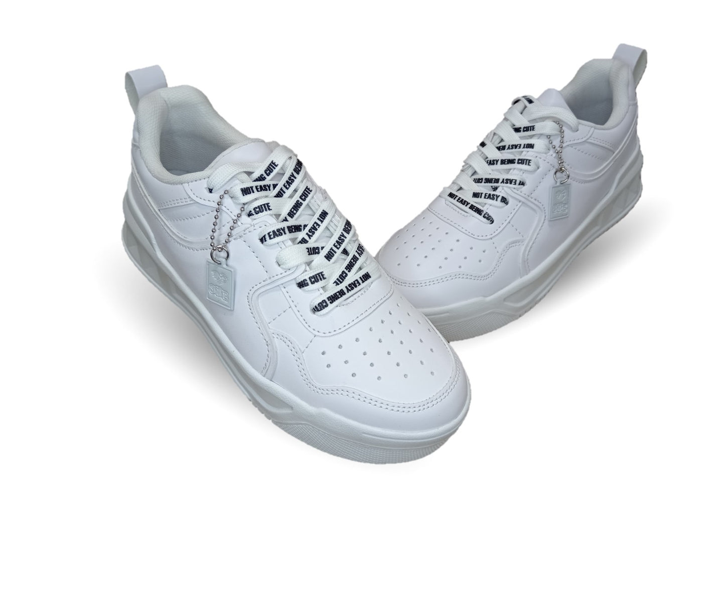 Tenis Urbano y Escolar con agujetas Gosh 2930 Blanco para mujer