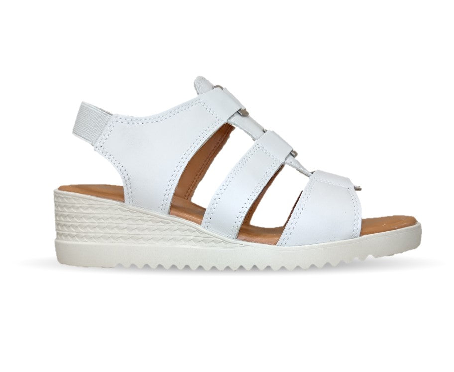 Sandalia Casual de piel con cuña baja Hannia 110 Beige para mujer