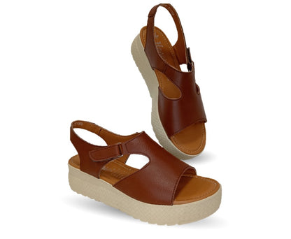 Sandalia Casual de piel con plataforma baja Hannia 130 Tan para mujer