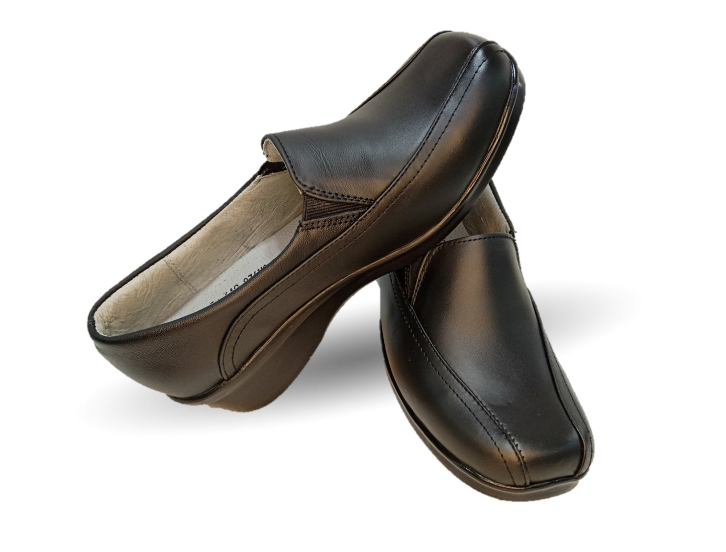 Zapato de Confort y Casual de piel con cuña mediana Hannia 610 Negro para mujer