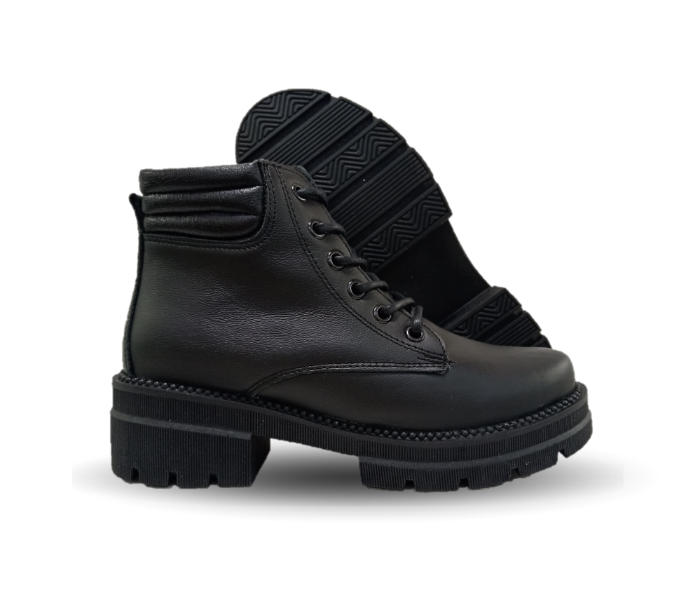 Bota Casual de piel Hannia 700 Negro para mujer