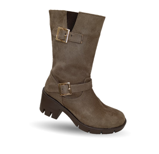 Bota Casual con cierre interno tacón mediano Itzel 872 Buck Topo para mujer