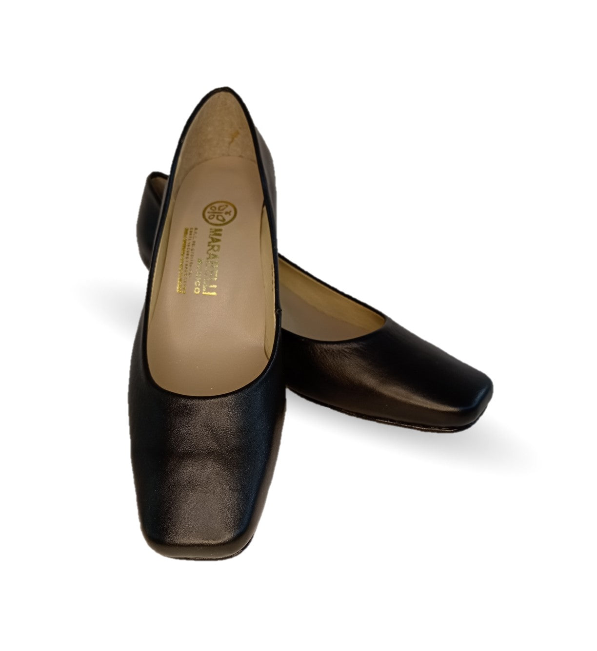 Zapatilla de Vestir y Confort de piel de ternera con tacón bajo Pullman 8000 Negro para mujer