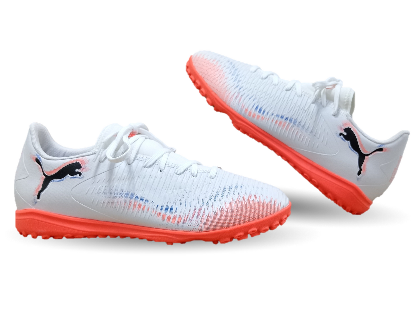 Tenis de Futbol con multitacos Puma 0501 Blanco/Negro/Naranja para hombre