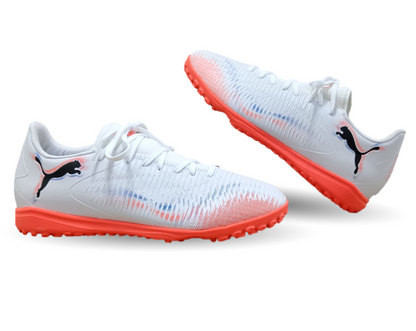 Tenis de Futbol con multitacos Puma 0501 Blanco/Negro/Naranja para hombre