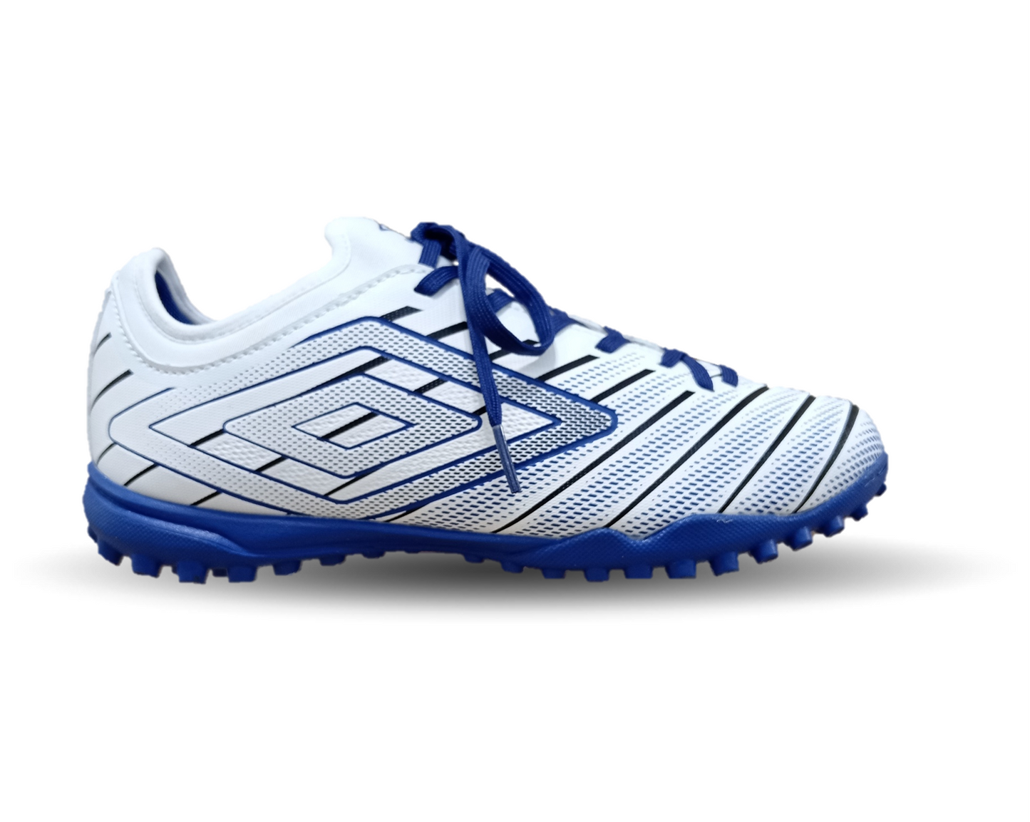 Tenis de Futbol con multitacos Umbro 81938 Blanco/Negro/Azul para hombre
