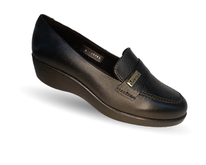 Zapato Casual de moda de piel bovino con cuña media Vicenza 15705 Negro para mujer