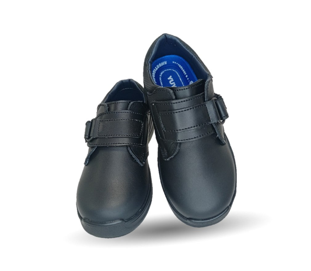 Zapato escolar y casual de piel con contactel Yuyin 24313 Negro para niño