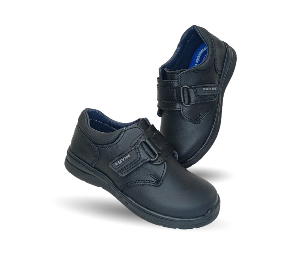 Zapato escolar y casual de piel con contactel Yuyin 24313 Negro para niño